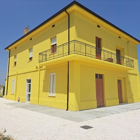Tollo B & B Le Tre Rose מראה חיצוני תמונה
