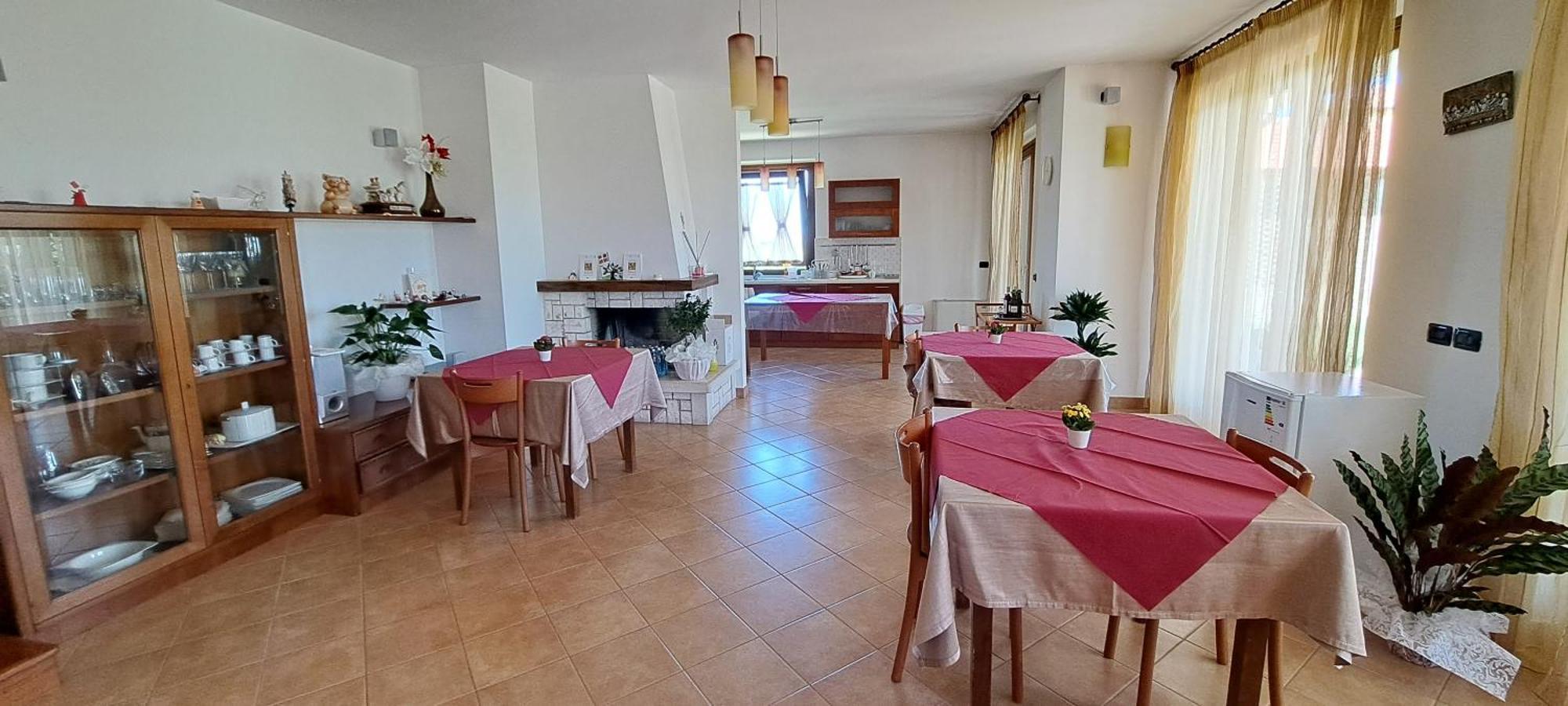 Tollo B & B Le Tre Rose מראה חיצוני תמונה