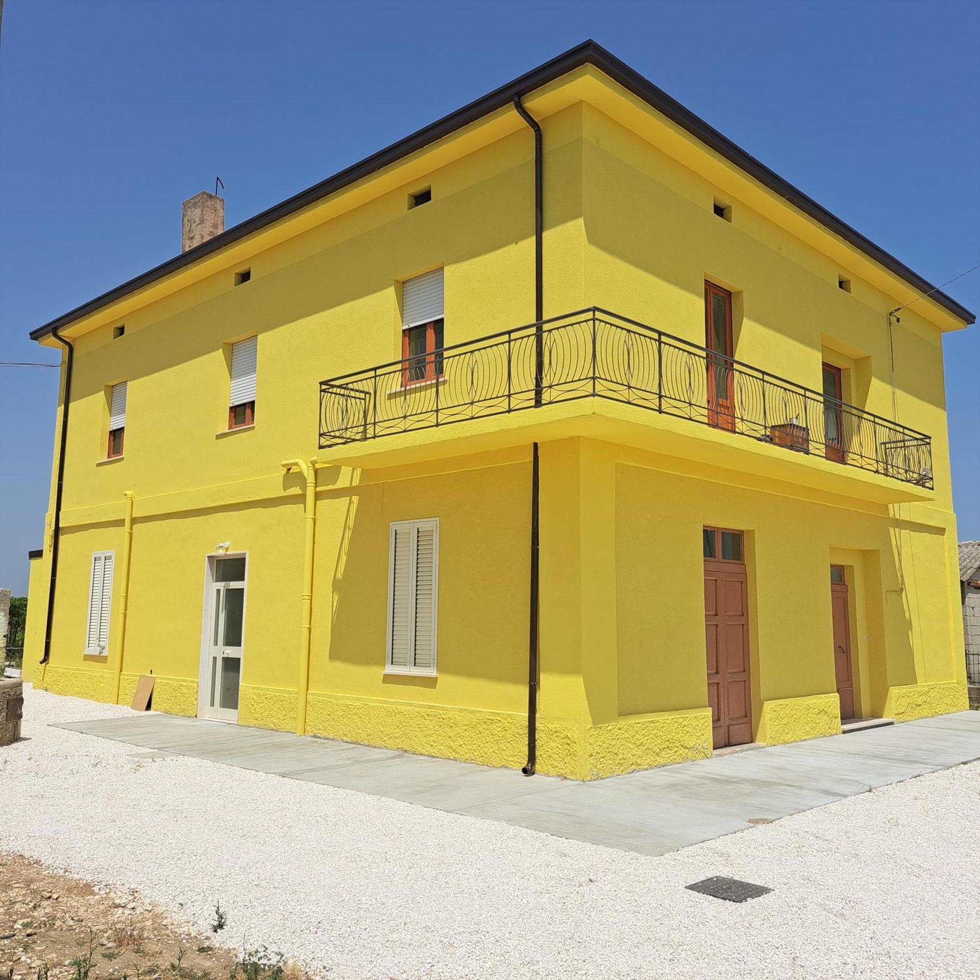 Tollo B & B Le Tre Rose מראה חיצוני תמונה